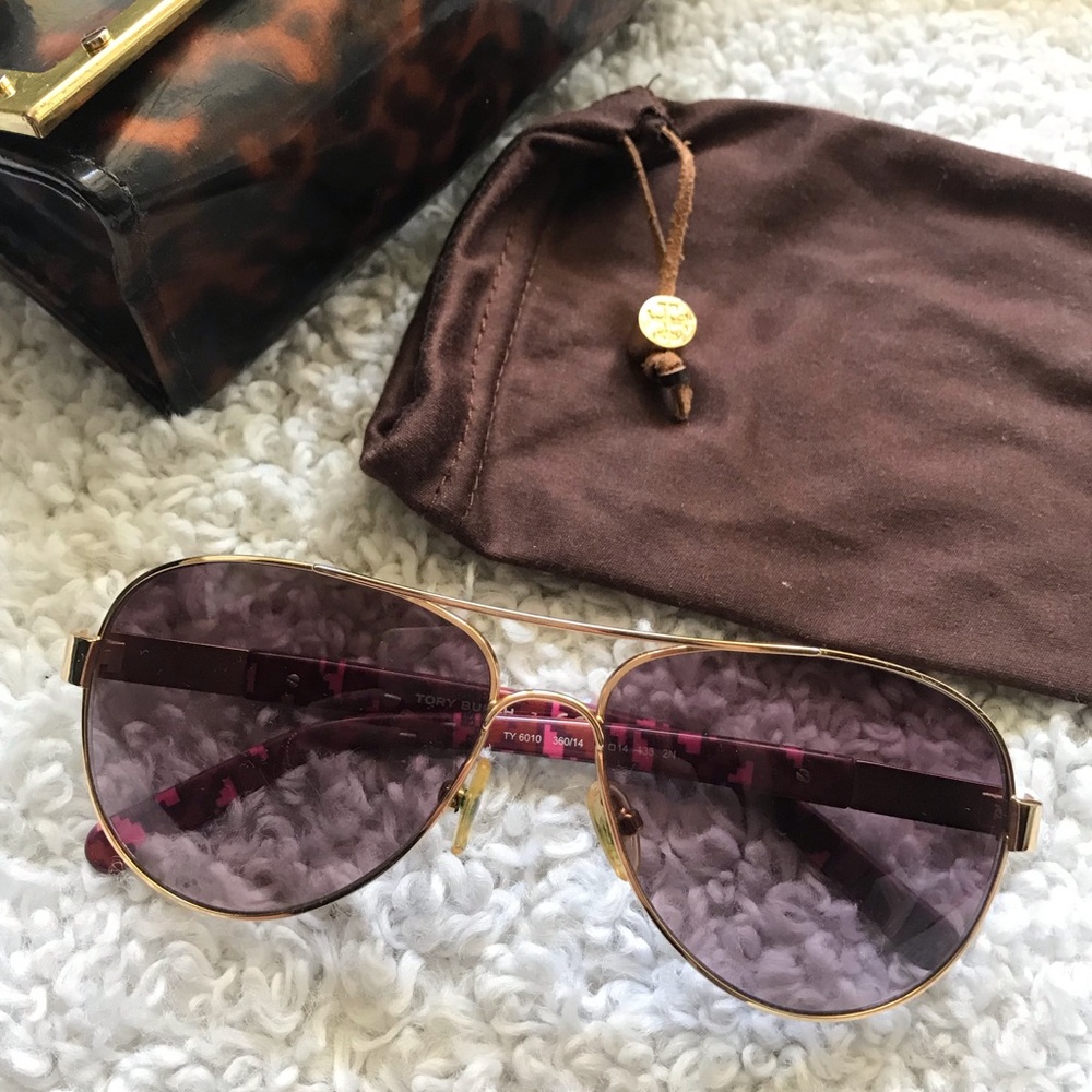 Tory Burch Aviator Sunglasses